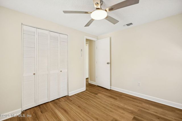 7611 MC COWAN Drive, Jacksonville, FL 32244