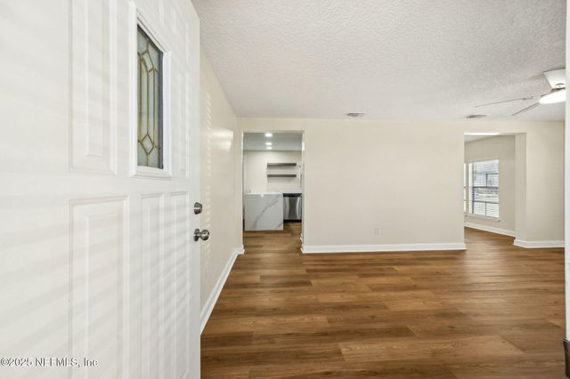 7611 MC COWAN Drive, Jacksonville, FL 32244