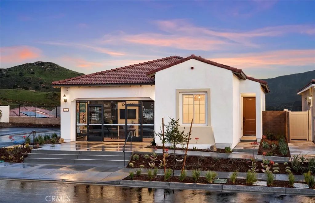 23675 Shoal Drive, Corona, CA 92883