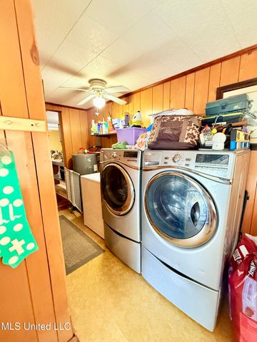 856 Meadowbrook Road, Grenada, MS 38901