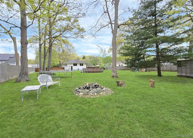 70 Woodcut Drive, Mastic Beach, NY 11951