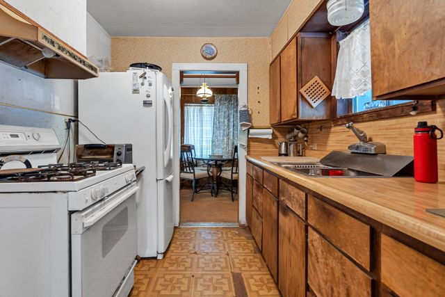 1729 Deer Creek Road, Shasta Lake, CA 96019