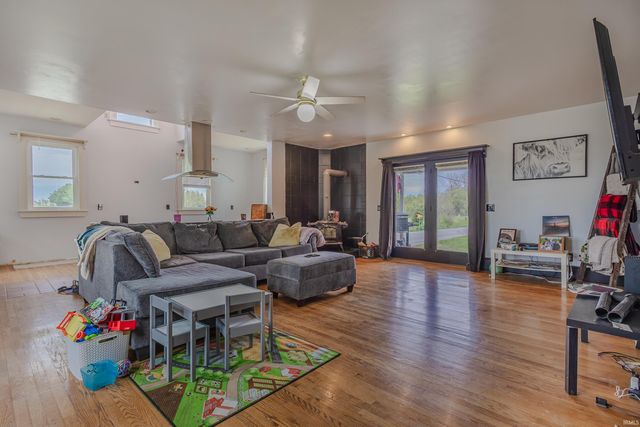 801 N Jefferson Street, Silver Lake, IN 46982