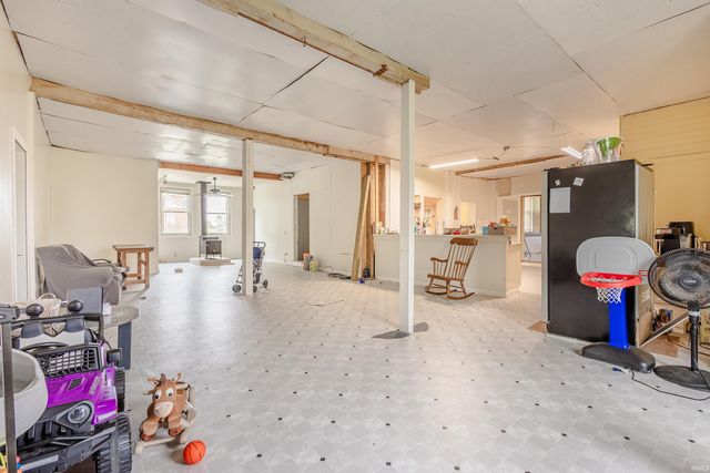 801 N Jefferson Street, Silver Lake, IN 46982