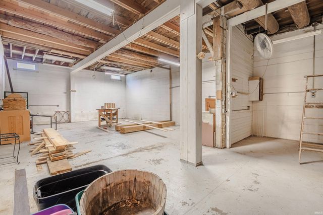 801 N Jefferson Street, Silver Lake, IN 46982