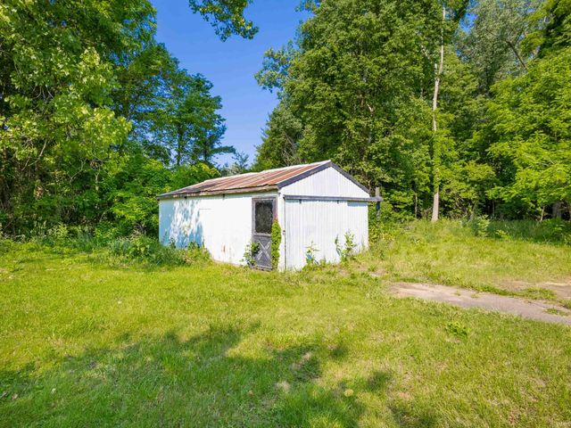 801 N Jefferson Street, Silver Lake, IN 46982