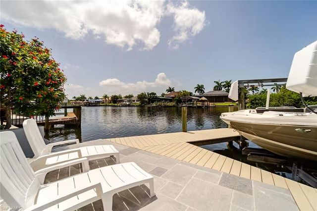 2518 SW 52nd LN, Cape Coral, FL 33914