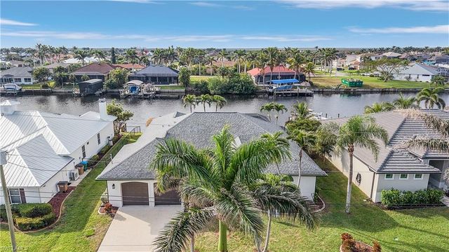 2518 SW 52nd LN, Cape Coral, FL 33914