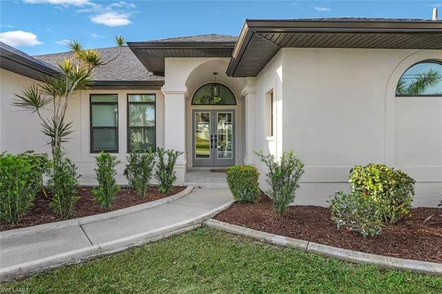 2518 SW 52nd LN, Cape Coral, FL 33914