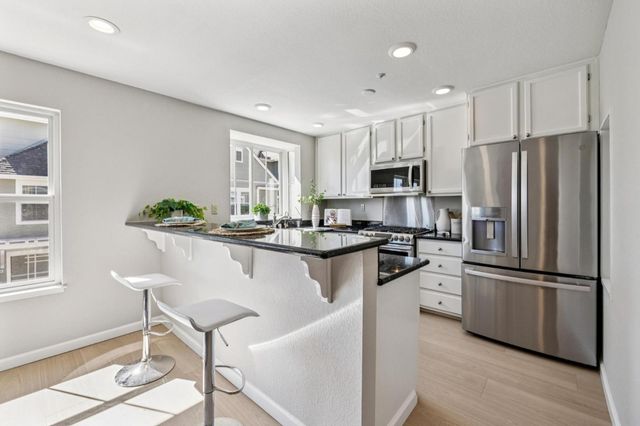 1107 Outrigger Lane, Foster City, CA 94404