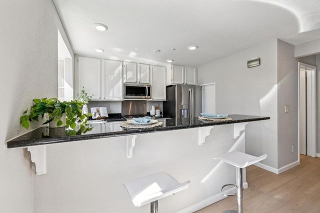 1107 Outrigger Lane, Foster City, CA 94404