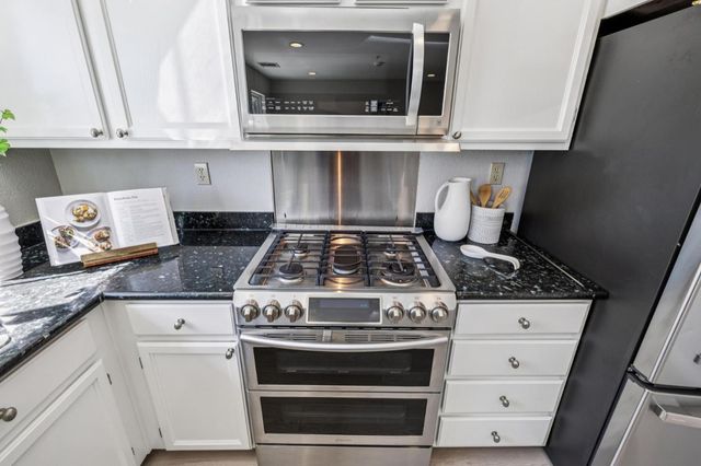 1107 Outrigger Lane, Foster City, CA 94404