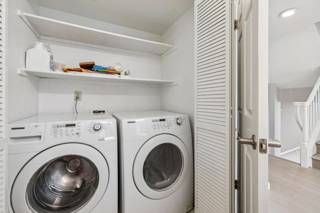 1107 Outrigger Lane, Foster City, CA 94404