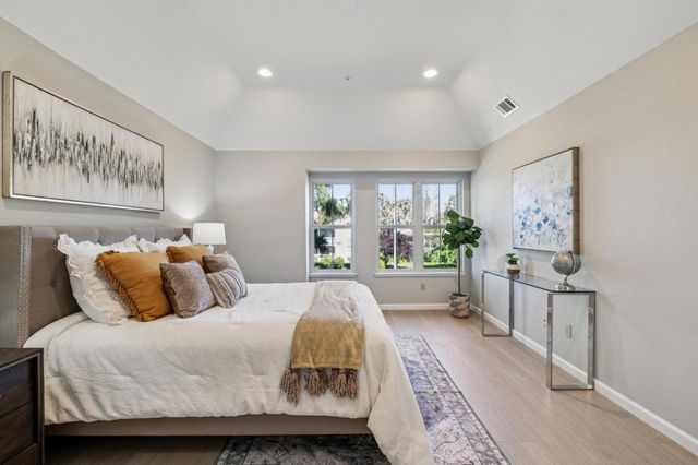 1107 Outrigger Lane, Foster City, CA 94404