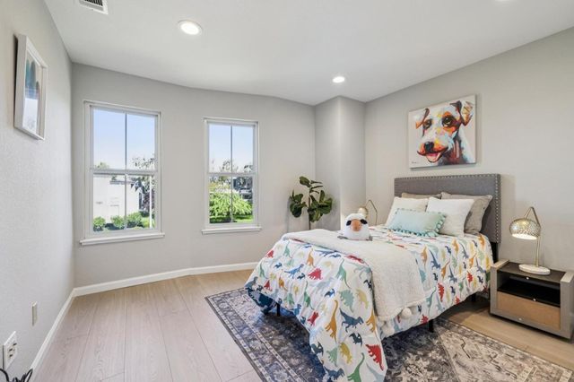 1107 Outrigger Lane, Foster City, CA 94404