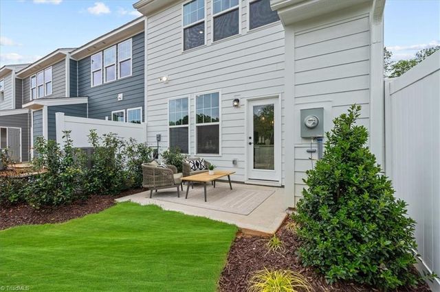1259 Hammond Drive, Mebane, NC 27302