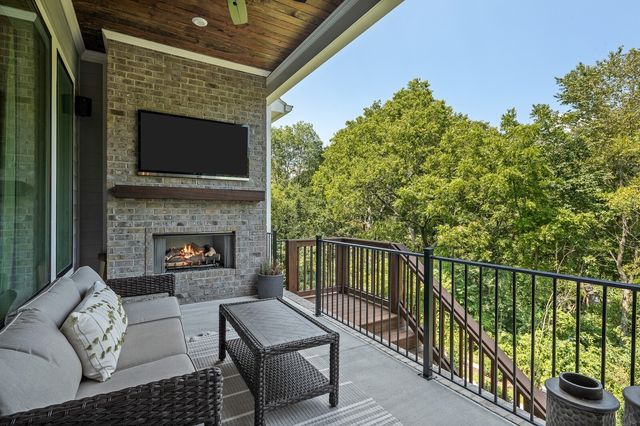 3200 Hunziker Lane, Fairview, TN 37062