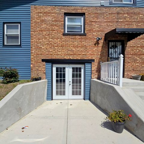 9712 W Shore Drive, Oak Lawn, IL 60453