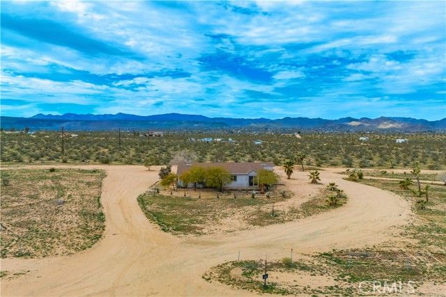 492 Surrey Avenue, Landers, CA 92284