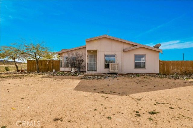 492 Surrey Avenue, Landers, CA 92284