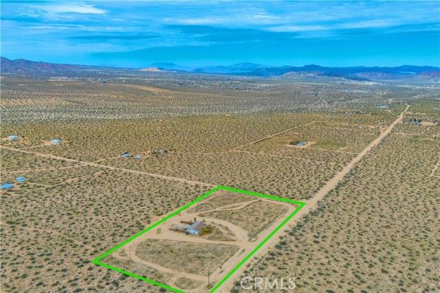 492 Surrey Avenue, Landers, CA 92284