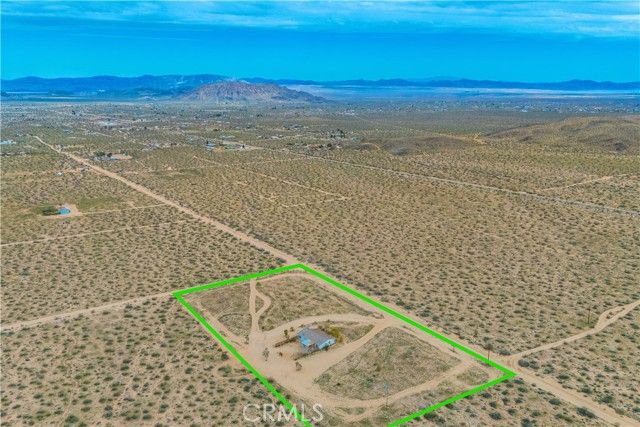 492 Surrey Avenue, Landers, CA 92284