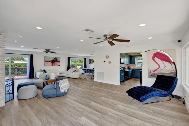 3251 NW 114th Avenue, Coral Springs, FL 33065