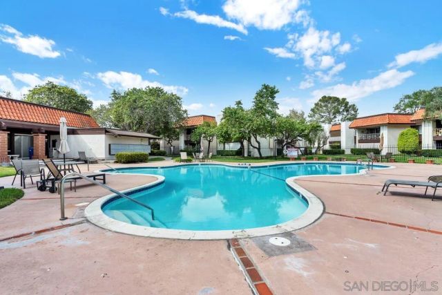 6878 Navajo Rd Unit 43, San Diego, CA 92119