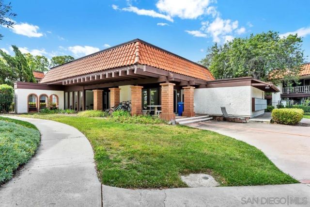 6878 Navajo Rd Unit 43, San Diego, CA 92119
