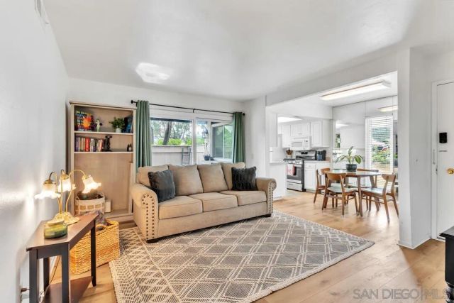 6878 Navajo Rd Unit 43, San Diego, CA 92119