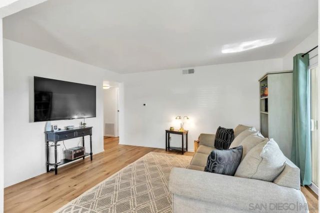 6878 Navajo Rd Unit 43, San Diego, CA 92119