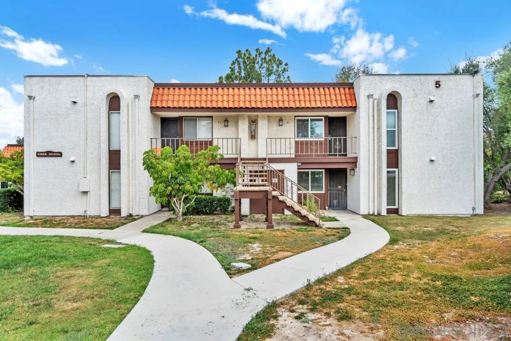 6878 Navajo Rd Unit 43, San Diego, CA 92119