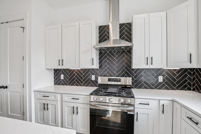 2211 18th Ave, N, Nashville, TN 37208