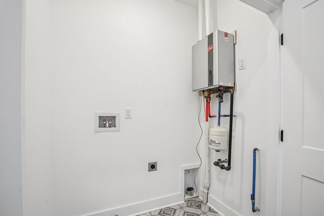 2211 18th Ave, N, Nashville, TN 37208