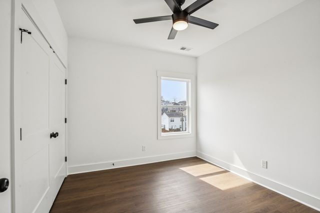 2211 18th Ave, N, Nashville, TN 37208