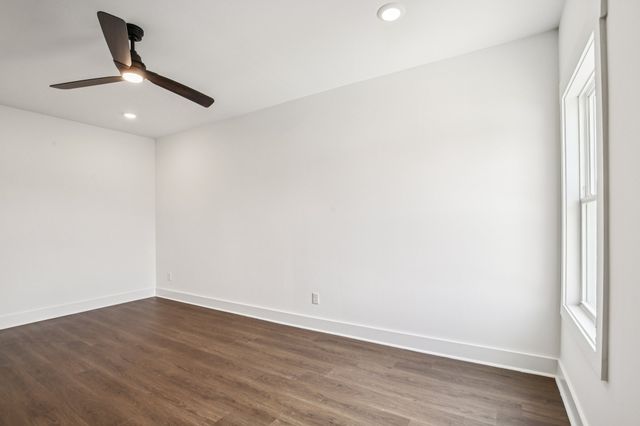 2211 18th Ave, N, Nashville, TN 37208