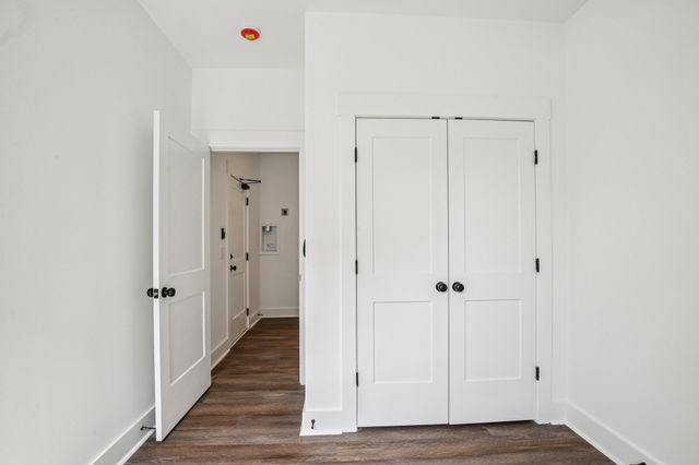 2211 18th Ave, N, Nashville, TN 37208