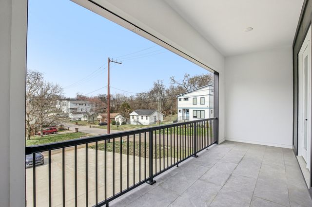 2211 18th Ave, N, Nashville, TN 37208