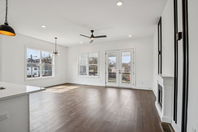 2211 18th Ave, N, Nashville, TN 37208