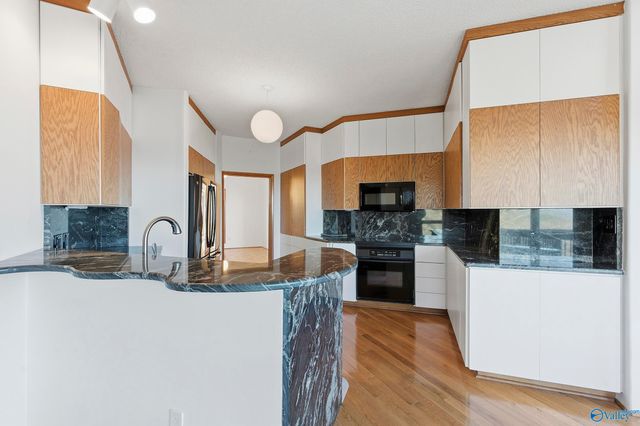 5000 Sunset Bluff SE, Huntsville, AL 35803