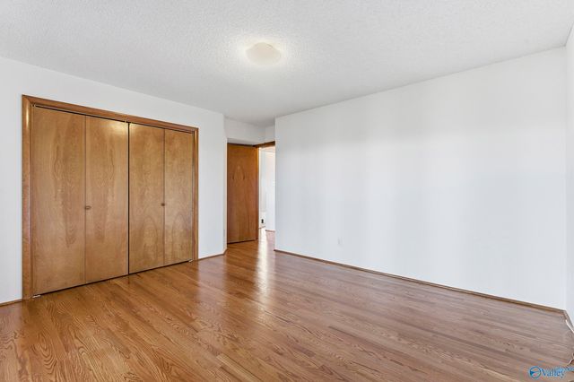 5000 Sunset Bluff SE, Huntsville, AL 35803