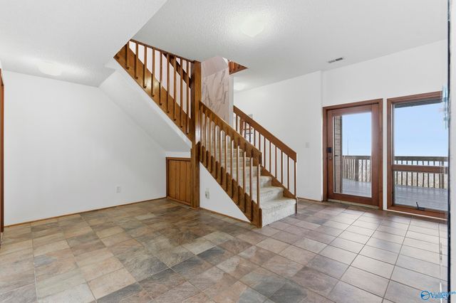 5000 Sunset Bluff SE, Huntsville, AL 35803