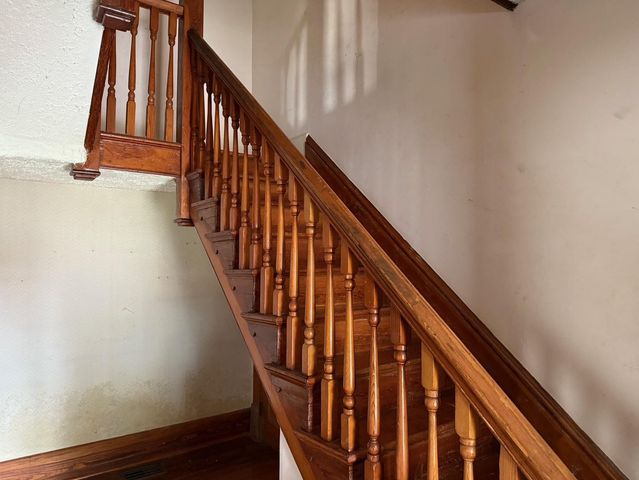 1841 Clifton Avenue, Paris, KY 40361