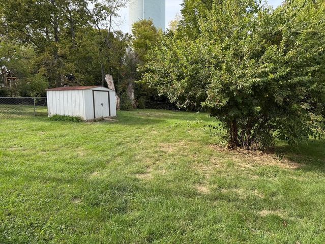 1841 Clifton Avenue, Paris, KY 40361