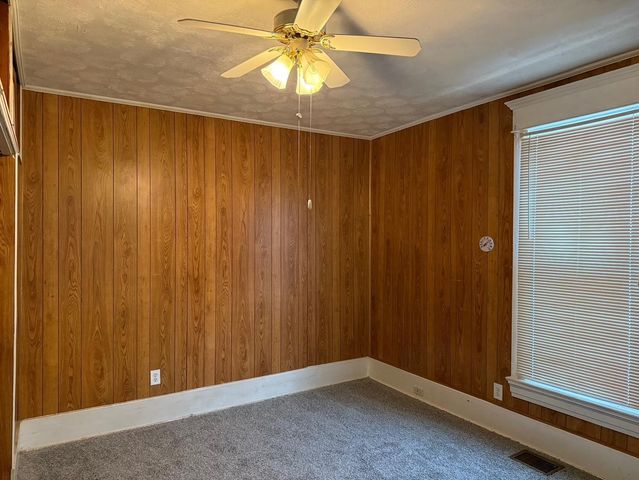 1841 Clifton Avenue, Paris, KY 40361