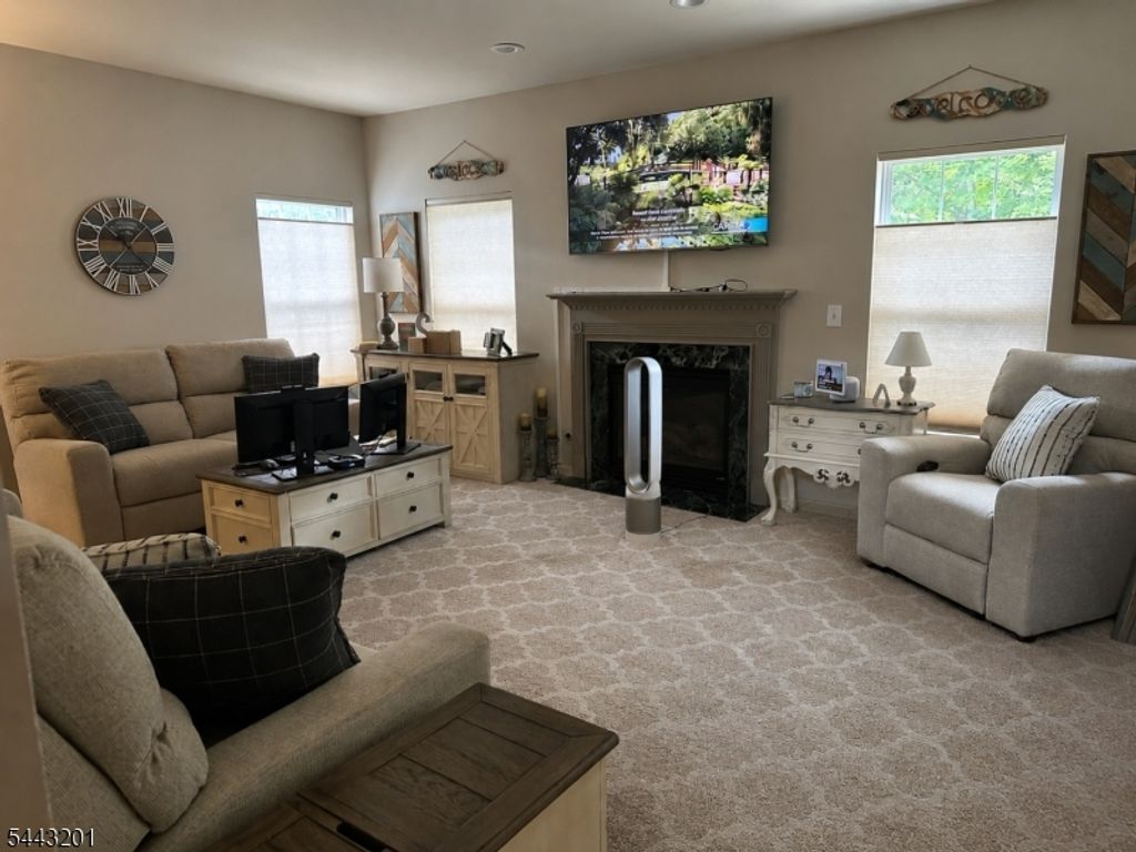 402 Rock Ridge Rd, Jefferson Twp., NJ 07849 — photo 2