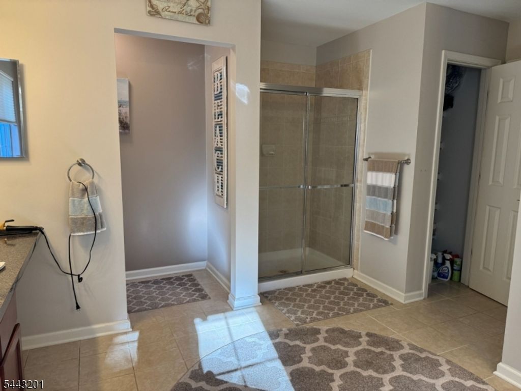 402 Rock Ridge Rd, Jefferson Twp., NJ 07849 — photo 5