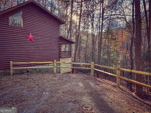 28 Dupont Drive, Blue Ridge, GA 30513