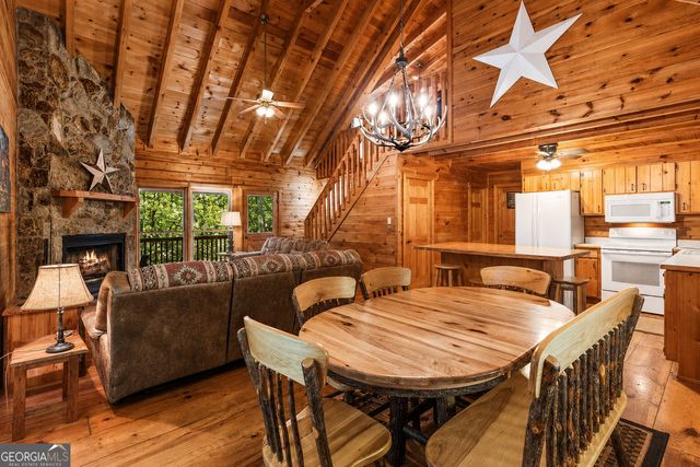 28 Dupont Drive, Blue Ridge, GA 30513
