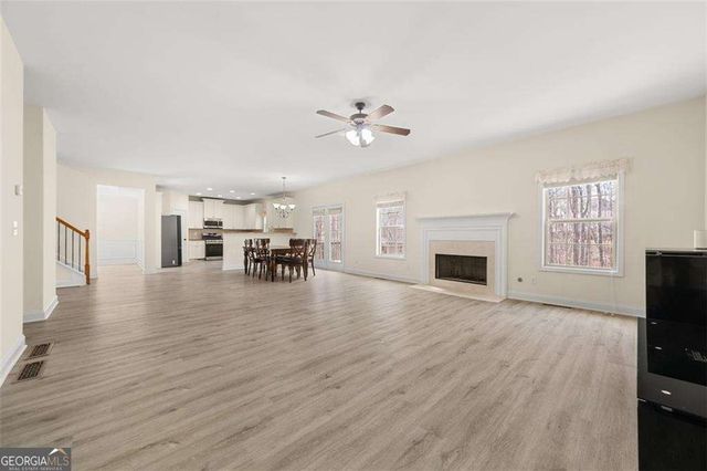 1300 Primrose Park Road, Sugar Hill, GA 30518
